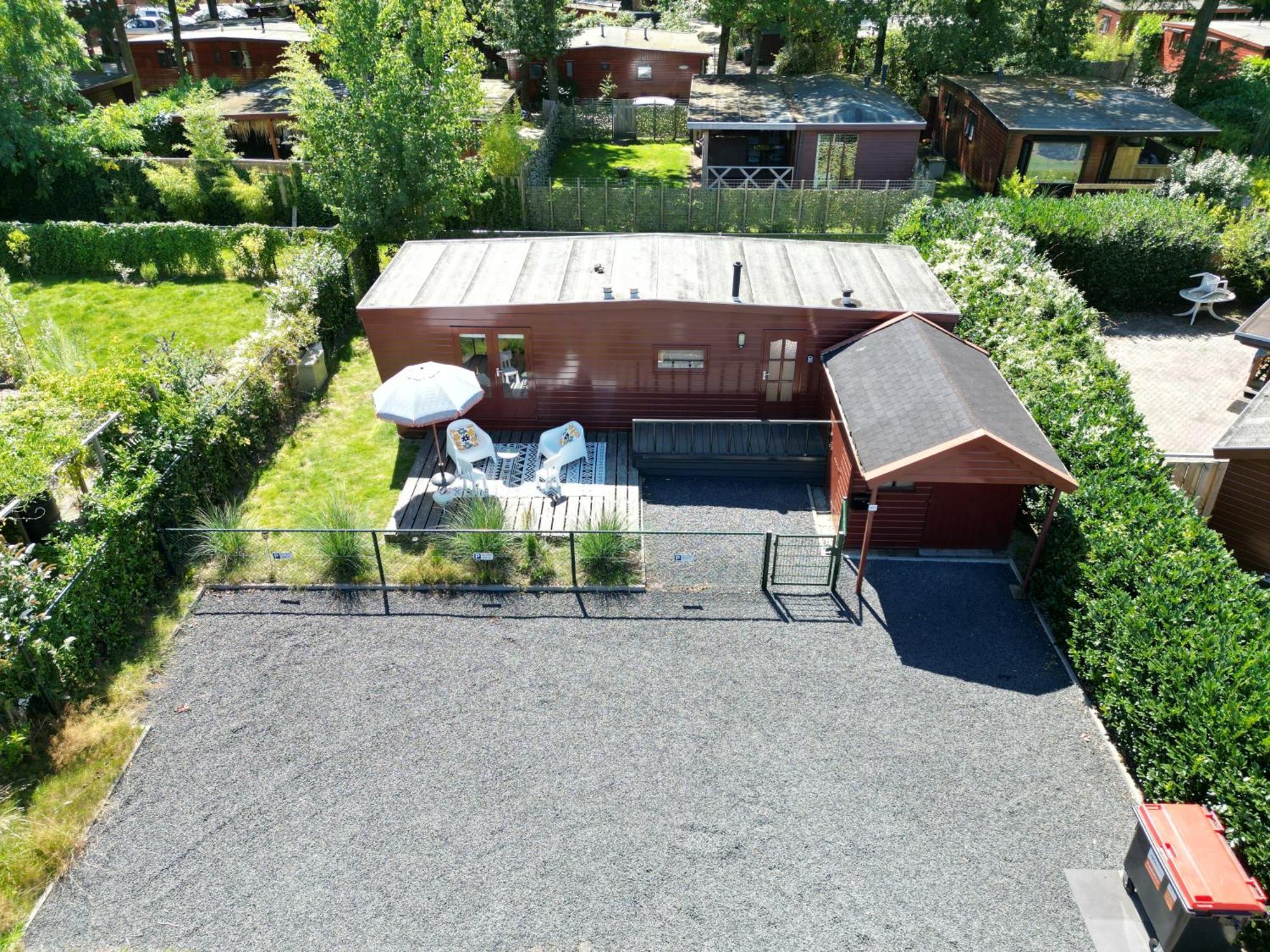 Gezellig Chalet Met 2 Slaapkamers En Zicht Op Het Water Erm المظهر الخارجي الصورة